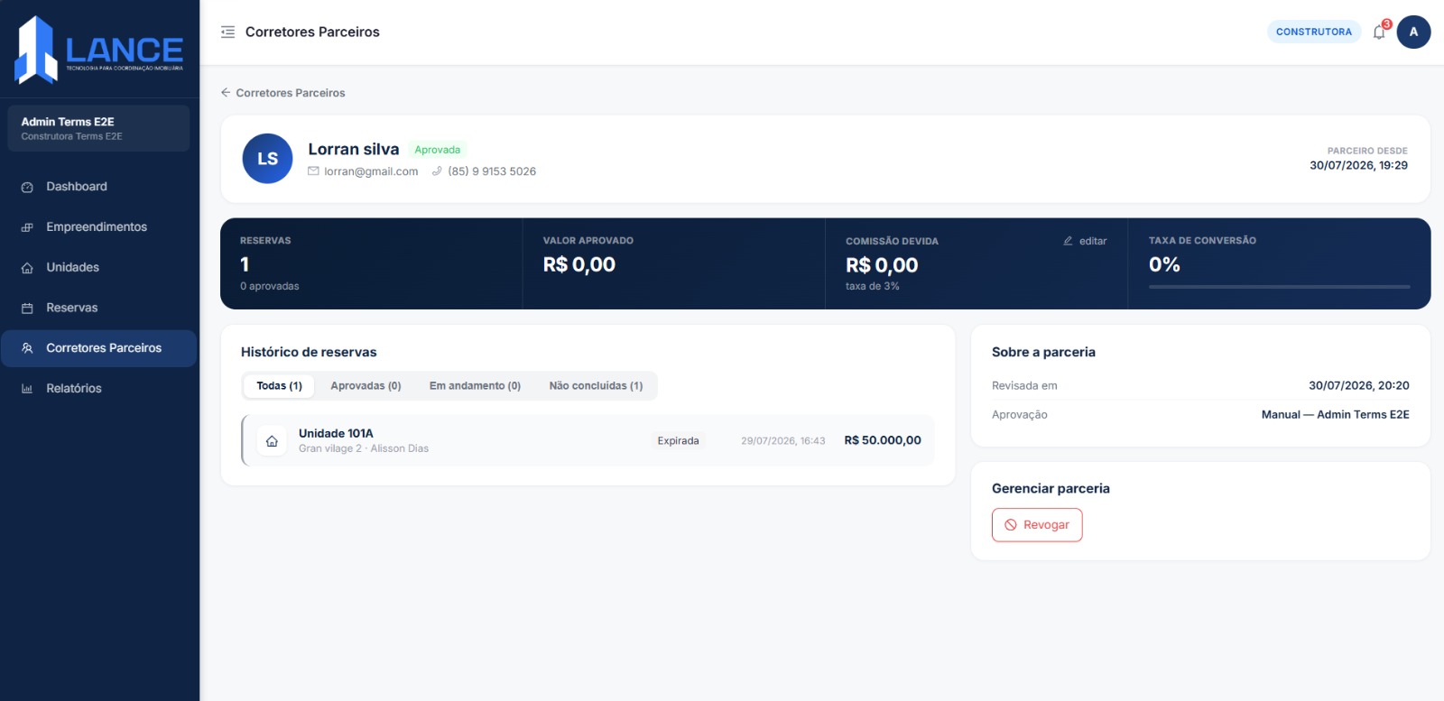 Detalhe de um corretor parceiro, com histórico de reservas e status da parceria